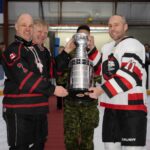 Galerie de photos: 2023 Officier vs MR jeu de hockey sur glace
