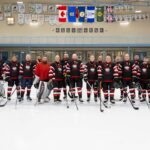 Sports des FAC : Les équipes de hockey des vétérans et des femmes représentent la BFC Cold Lake aux tournois régionaux