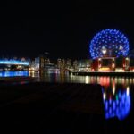 L’Aviation royale canadienne célèbre son centenaire en illuminant le ciel en bleu