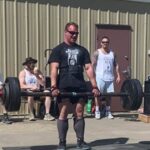 Un membre de la BFC Cold Lake remporte la première place aux championnats provinciaux d’hommes forts de la Saskatchewan