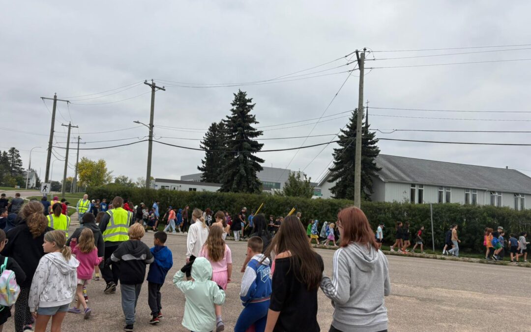 Les élèves de l’Académie d’aviation Art Smith participent à la course Terry Fox